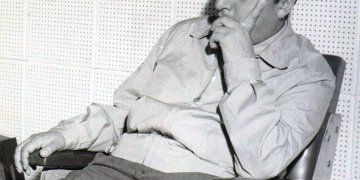 Foto portada: Neruda en 1956 - Desconocido derivative work: Rec79 (talk) - Moniz_Bandeira_e_Pablo_Neruda wikipedia.org