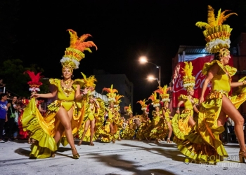 Cobertura Diego Castro Famea. Noche 1 de 2 de Las Llamadas, por Islas de Flores, Montevideo. Uruguay