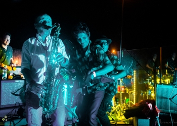 Festisurf 8 el 25 de marzo del 2023 en Plaza Mateo -Les Missiles Los Reverb The Tremolo Beer Gut The Supersónicos The Tormentos Fotografía Florencia Veres