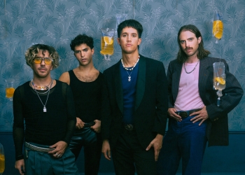 SILVESTRE Y LA NARANJA presenta "El Ding Dong", último adelanto de su próximo álbum