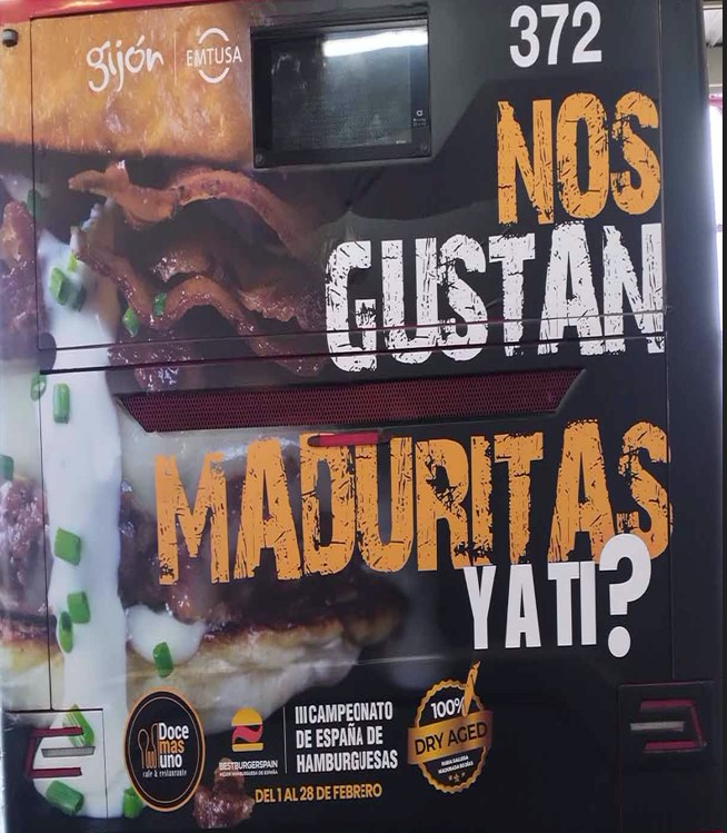 nos gustan maduritas - Anuncio retirado de los autobuses de Gijón