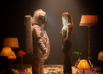 TESSA PUBLICA HOY ASTRONAUTA