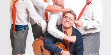 A partir del 3 de Junio se presenta en el teatro La Candela "CHICOS CATÓLICOS, APOSTÓLICOS Y ROMANOS"