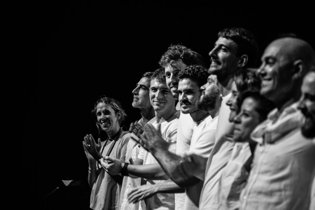 Mateo solo bien se lame por Nair Mirabrat - marzo 2023 -Esteban Ochoa