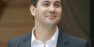 Perfil Oficial Santiago Peña