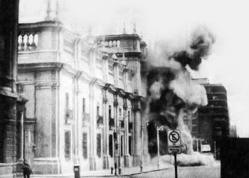 Golpe de Estado del 11 de septiembre de 1973 en Chile. Bombardeo del Palacio de La Moneda (palacio de gobierno)