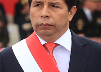Galería del Ministerio de Defensa del Perú - PRESIDENTE DE LA REPUBLICA Y MINISTRO DE DEFENSA PRESIDIERON CEREMONIA POR EL DIA DE LAS FUERZAS ARMADAS