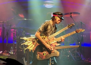 Steve Vai - Building the Church live at Sala del Museo - Montevideo, Uruguay 08/06/2023