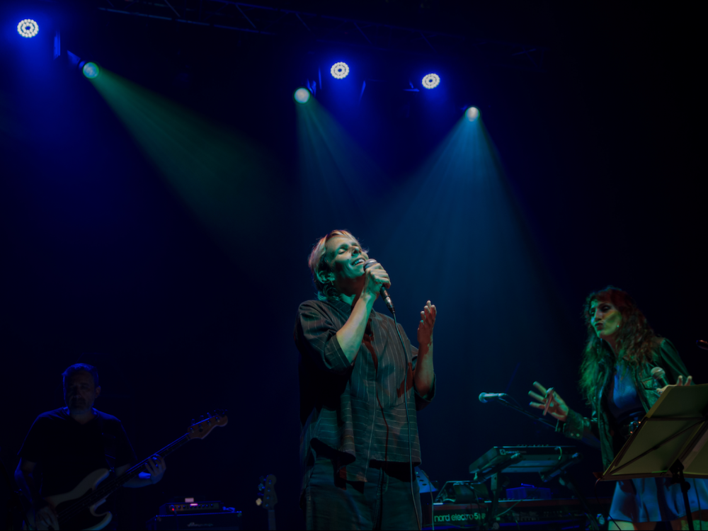 MOJO presenta el segundo adelanto de su próximo álbum: VIDA OBTUSA en colaboración con Sara Sabah