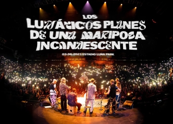 Los Lunáticos Planes de una Mariposa Incandescente