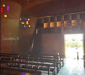 Descubriendo Rincones IGLESIA CRISTO OBRERO por Daniel Benoit Cassou