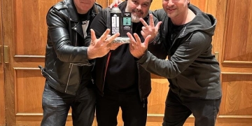 Mejor Álbum de Rock para - Después del último día - L TRIPLE NELSON - PREMIOS GRAFFITI 2023
