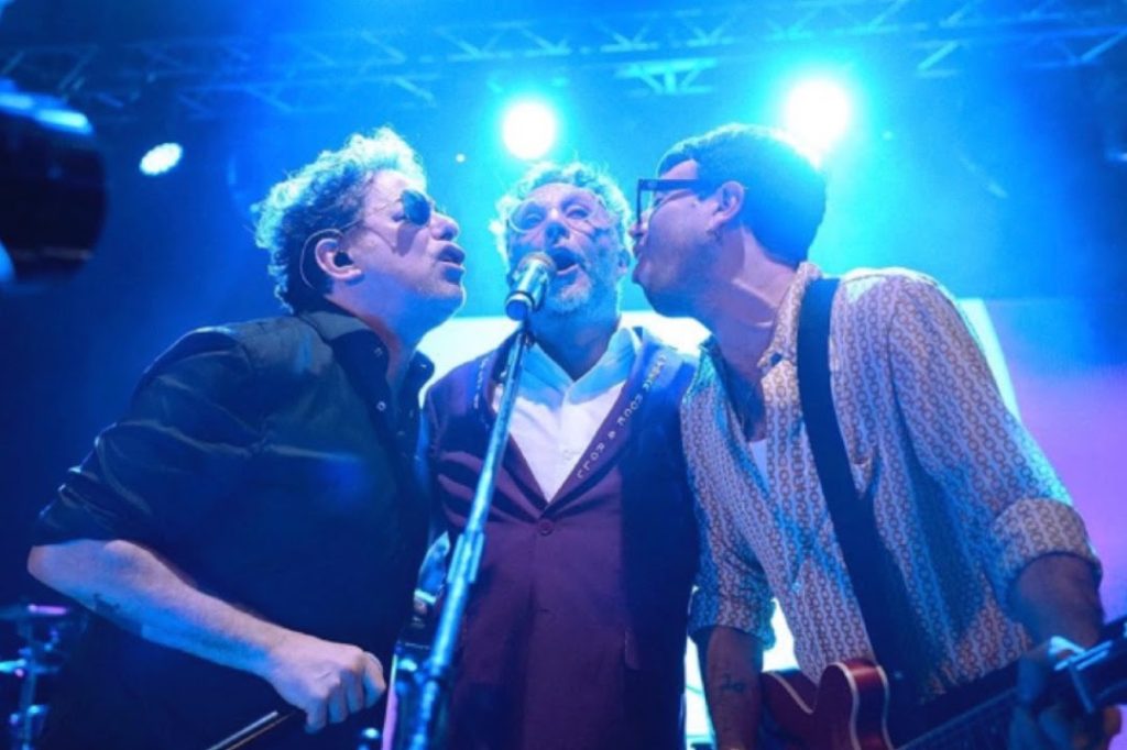 PAEZ - Nuevo video oficial de EADDA9223 - "LA RUEDA MÁGICA" JUNTO A ANDRÉS CALAMARO Y CONOCIENDO RUSIA