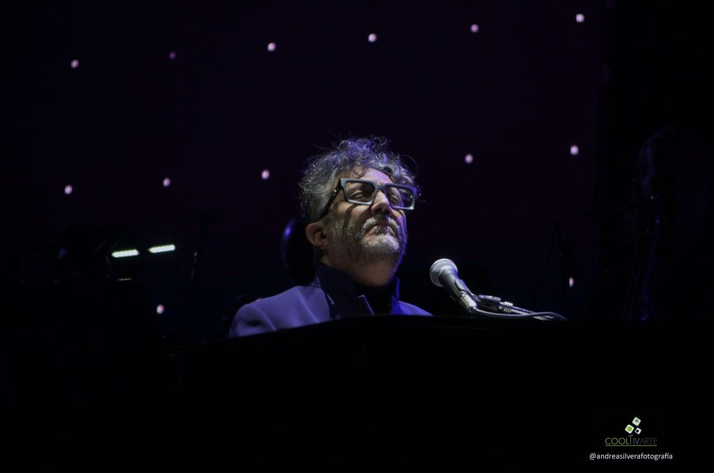 FITO PAEZ - EL AMOR 30 AÑOS DESPUÉS DEL AMOR - Diciembre 2023 - Rambla Parque Rodó - Foto Andrea Silvera