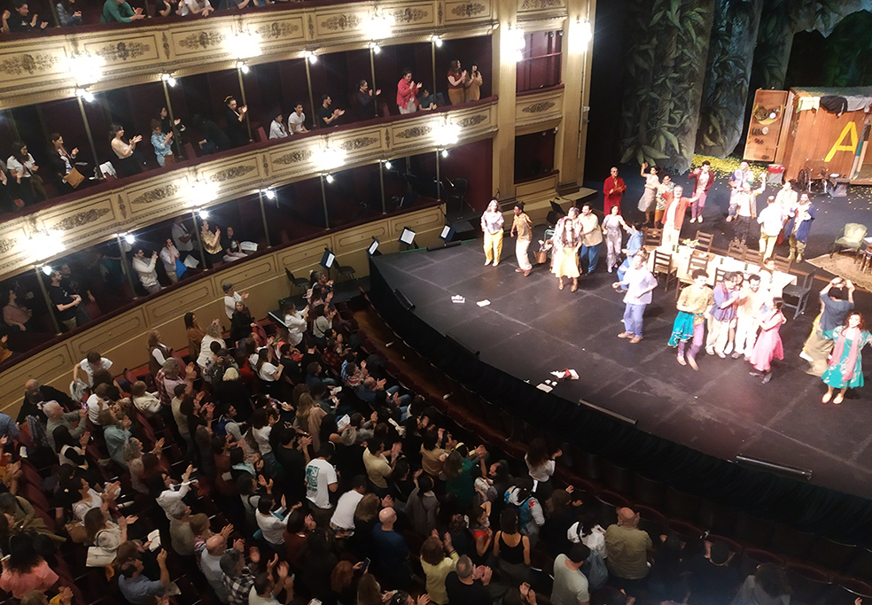 Macondo y la Comedia Nacional – Diego Maga