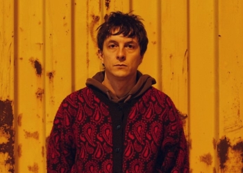 LUIS ANGELERO estrena "Cuando nadie me mira" nuevo single y video