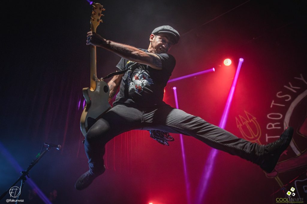 Trotsky Vengarán - Pogo 20 años - 22-12-23 La Trastienda - Foto Facundo Vázquez Trotsky Vengarán - Pogo 20 años - 22-12-23 La Trastienda - Foto Facundo Vázquez