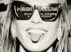 HEIDI KLUM - SUNGLASSES AT NIGHT - LA SUPERMODELO SE COLOCA SUS GAFAS DE SOL PARA LANZAR SU NUEVO SENCILLO PRODUCIDO POR TIËSTO