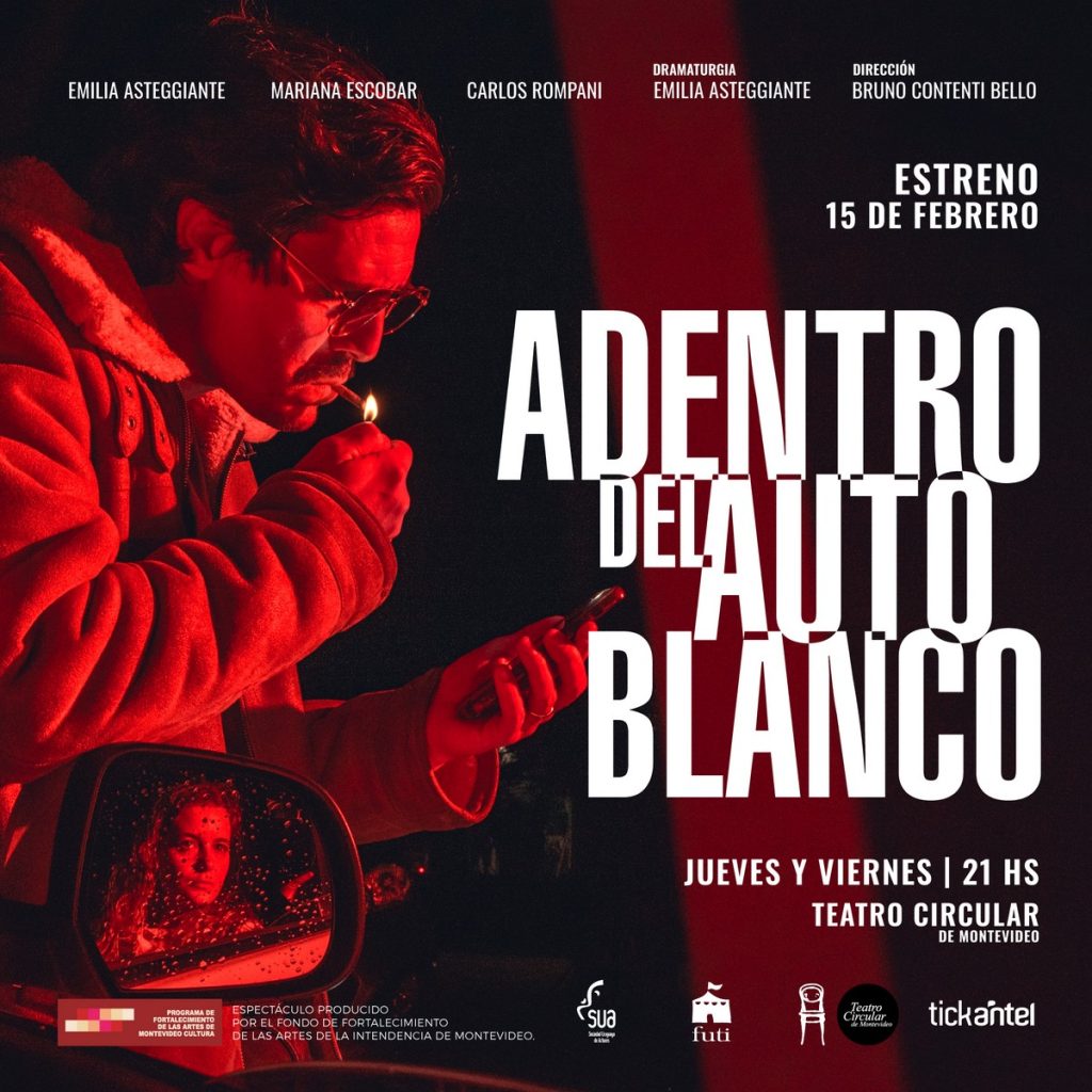 ADENTRO DEL AUTO BLANCO ADENTRO DEL AUTO BLANCO