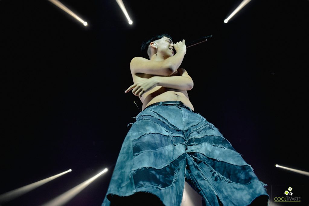 Milo J llegó al Antel Arena - 6 de abril 2024 - Foto Olivia Perazzo Milo J llegó al Antel Arena - 6 de abril 2024 - Foto Olivia Perazzo