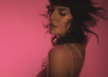 Lucía González presenta "Noctámbulos", su nueva canción