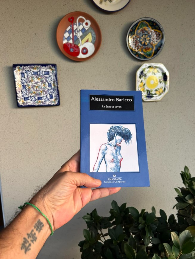 Recorriendo mi Biblioteca LA ESPOSA JOVEN - Alessandro Baricco por Daniel Benoit Cassou