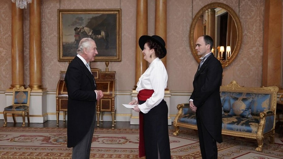 rey Carlos III y Susana Herrera rey Carlos III y Susana Herrera