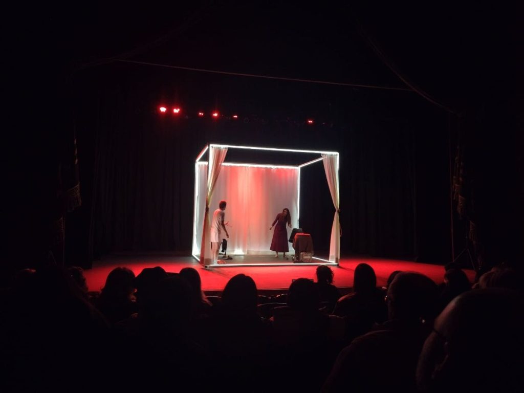 LA VIDENTE de Polizón Teatro llega a Sala Hugo Balzo - 1, 2 y 3 de agosto 2024 - 20 hs.