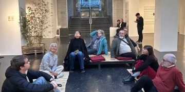 AL AGUA NO LE IMPORTA QUE SEA VIERNES - Florencia Flanagan - Recorriendo Exposiciones por Daniel Benoit Cassou