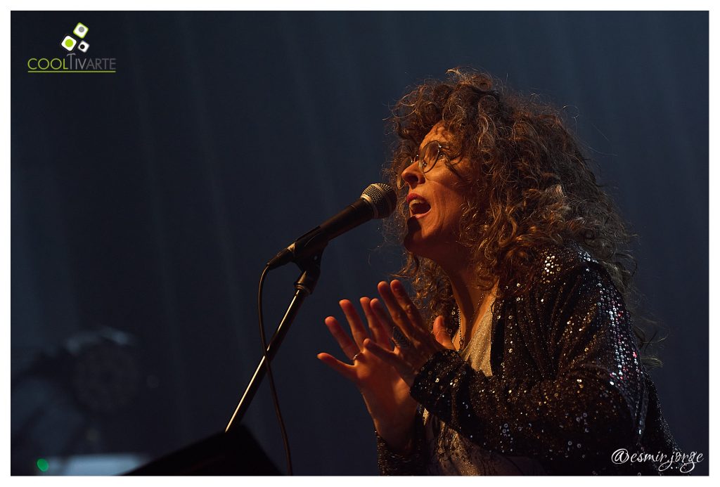 Samantha Navarro – Ciclo MAREA - Sala Zitarrosa - 17-08-2024 P.h..: @esmir.jorge Samantha Navarro – Ciclo MAREA - Sala Zitarrosa - 17-08-2024 P.h..: @esmir.jorge