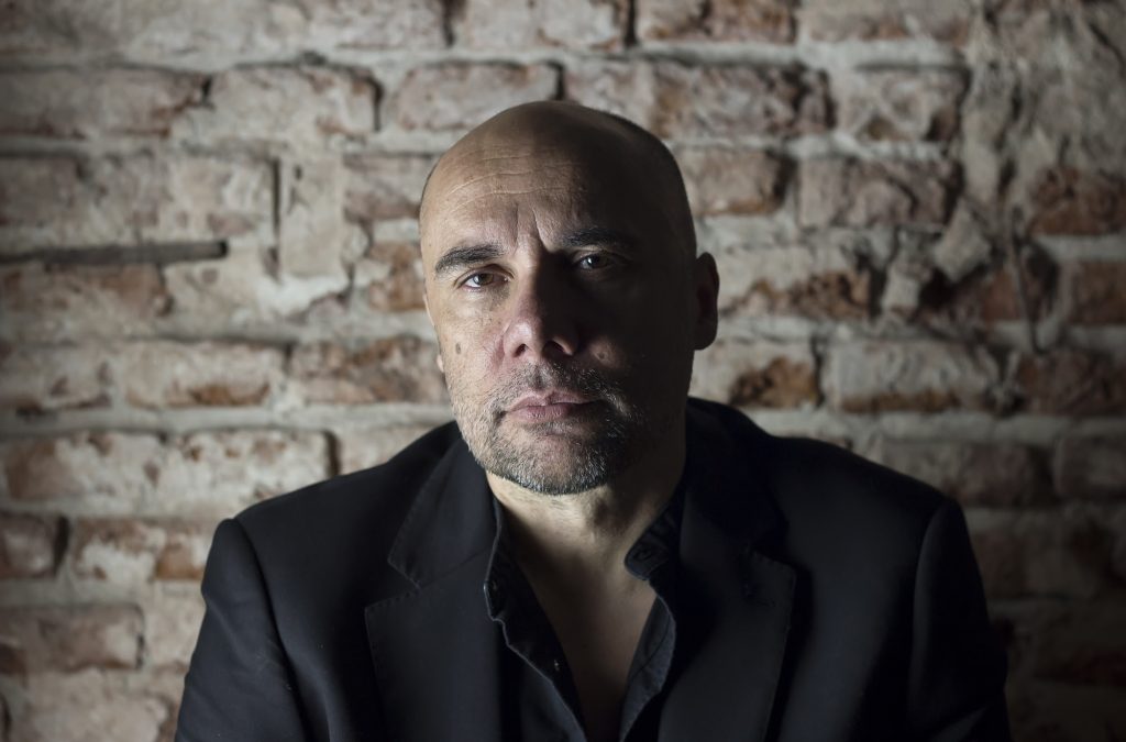 Diego Presa estrena "Oficio del Cantor"