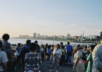 Montevideo Sonoro – Parque Rodó - Escuchando canciones - Noviembre 2024 by María José Pieri