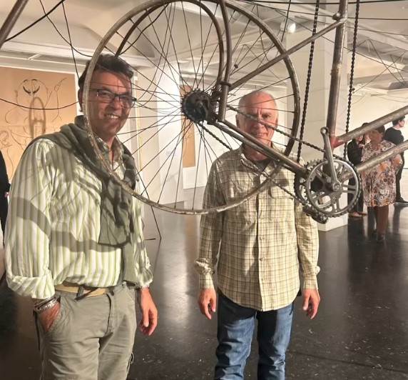 RICARDO LANZARINI en Centro de Exposiciones Subte - Recorriendo Exposiciones por Daniel Benoit Cassou RICARDO LANZARINI en Centro de Exposiciones Subte - Recorriendo Exposiciones por Daniel Benoit Cassou