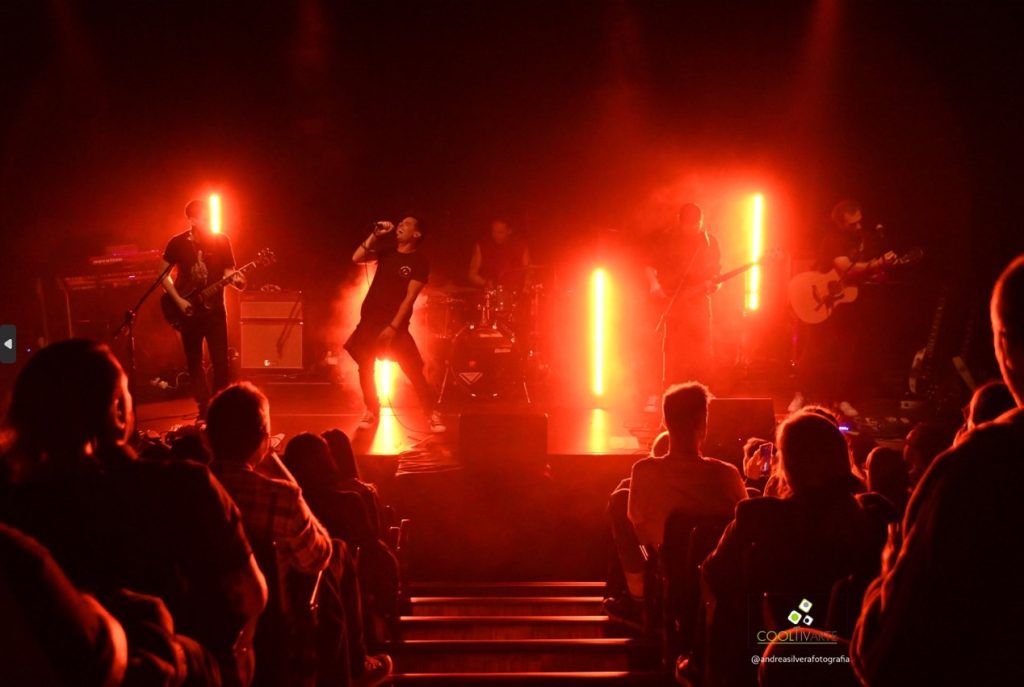 SNAKE en Magnolio Sala 2024 - En carne viva y sacándonos del abismo...un día - Foto Andrea Silvera SNAKE en Magnolio Sala 2024 - En carne viva y sacándonos del abismo...un día - Foto Andrea Silvera