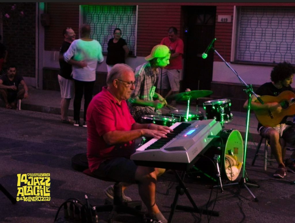 Macoco Acosta by jazz a la calle Macoco Acosta by jazz a la calle