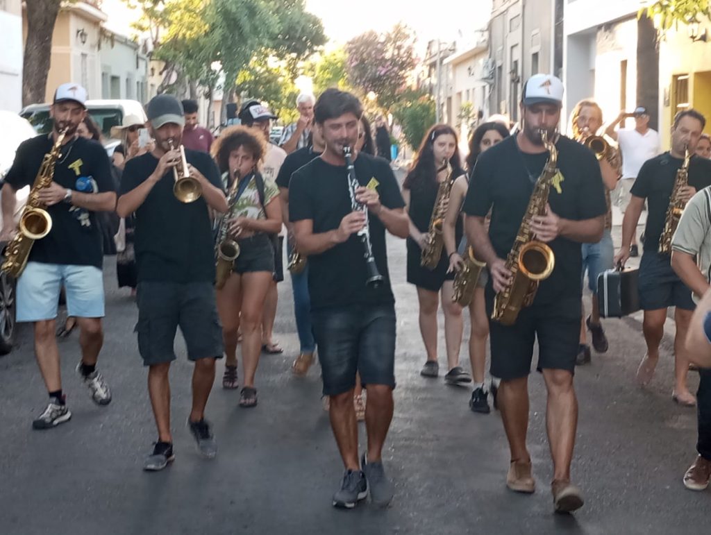 La calle por asalto - Jazz a la calle - Enero 2025 by Edh Rodríguez