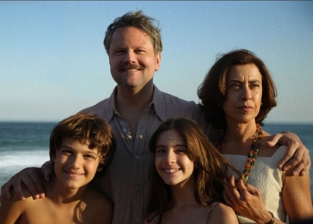 AÚN ESTOY AQUÍ - Premio Óscar a la Mejor Película Extranjera by Adrián López