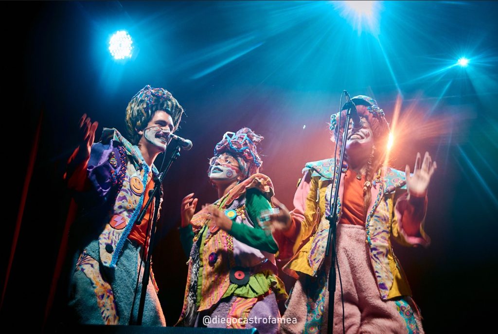 Tablado de barrio en el Museo - Donde todo el año es carnaval by Diego Castro Famea