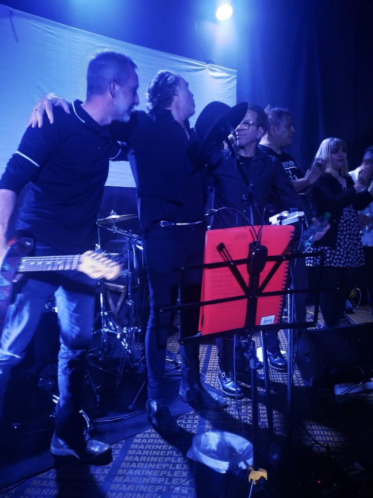 CHILLAN LAS BESTIAS - Sociedad Urbana Villa Dolores - Abril 2025 - Foto celular Rodrigo Cabrera