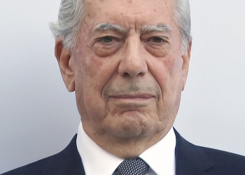 La muerte a mí no me angustia - Mario Vargas Llosa by Alejandro Carreño T.