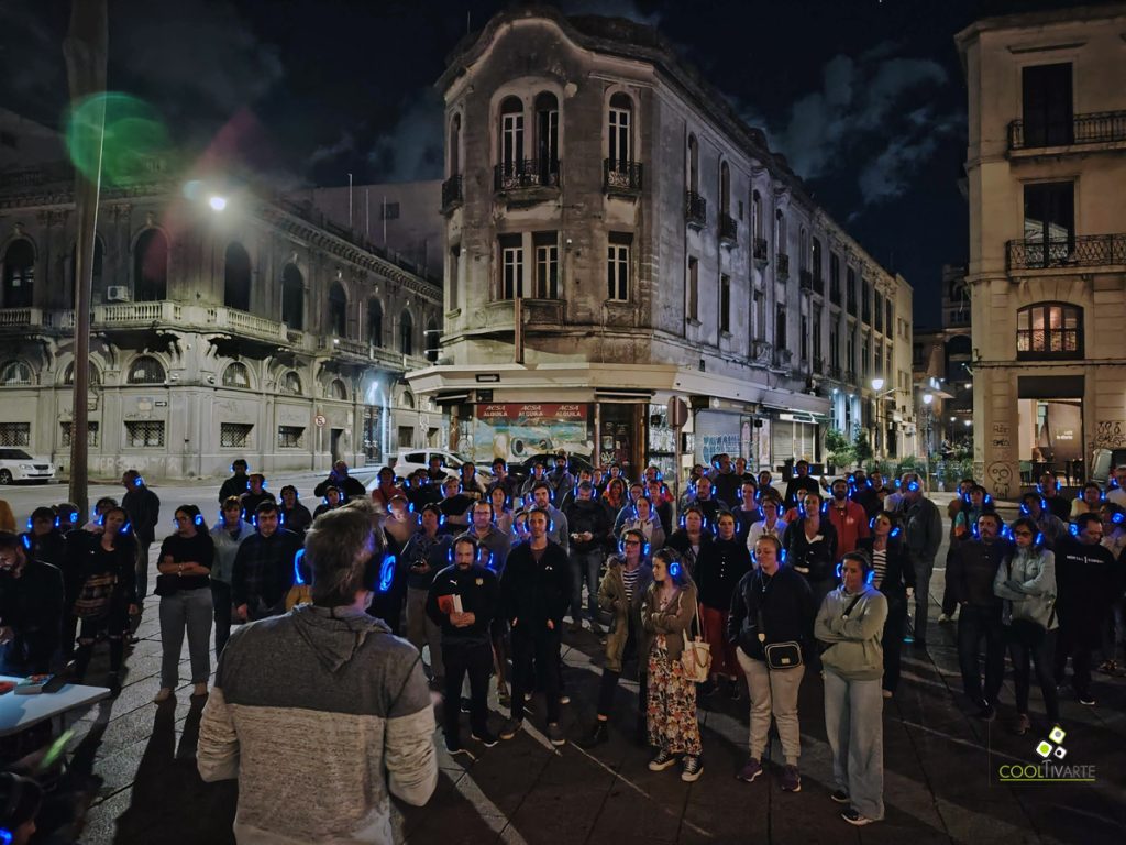 Montevideo Sonoro - Ciudad Vieja - Marzo 2025 - Foto celular Federico Meneses Montevideo Sonoro - Ciudad Vieja - Marzo 2025 - Foto celular Federico Meneses