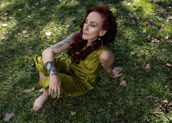 ALEJANDRA WOLFF estrena “Pez Del Cielo” su nuevo álbum