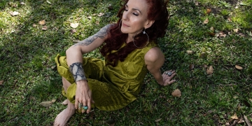 ALEJANDRA WOLFF estrena “Pez Del Cielo” su nuevo álbum