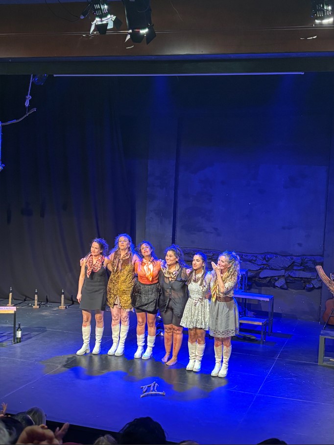 Las mariposas solo viven un día (un efecto lineal) - Dirección Fabiana Charlo by María José Pieri