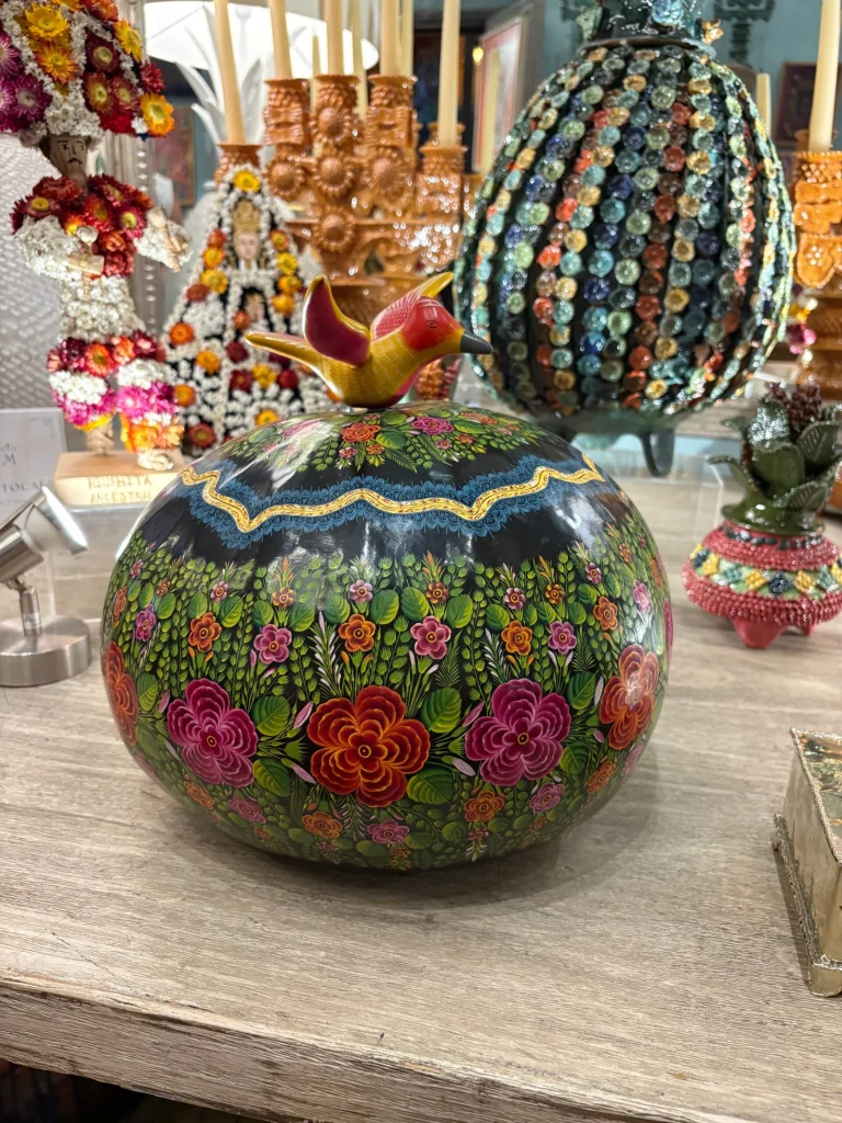 Marquesa de Mancera - San Miguel de Allende, México by Daniel Benoit Cassou