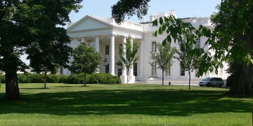 La Casa Blanca desde los jardines