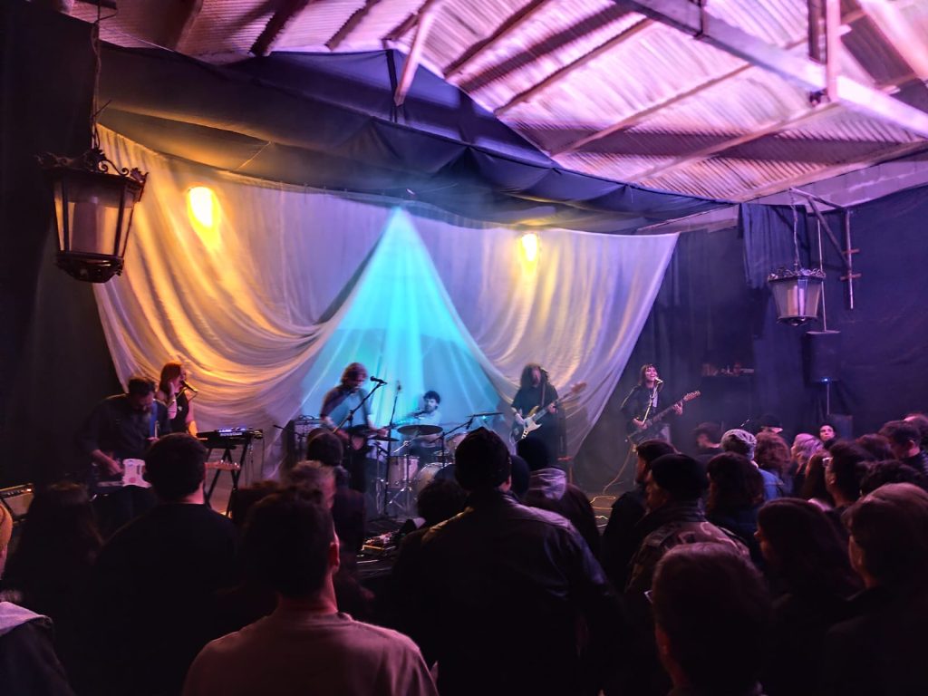 Ayermaniana – FILO - Sociedad Urbana Villa Dolores - Junio 2025 - Foto Fino Sosa Ayermaniana – FILO - Sociedad Urbana Villa Dolores - Junio 2025 - Foto Fino Sosa