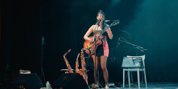 Candombe pal hugo -Agustina Canavesi trío (En vivo Teatro Escayola)