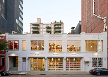 El poder creciente de las galerías en los museos by Daniel Benoit Cassou