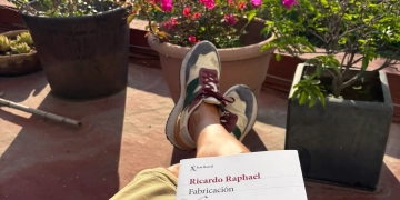 Fabricación de Ricardo Raphael - CDMX, México by Daniel Benoit Cassou